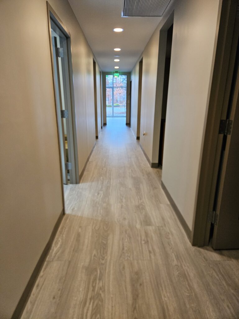 PrimeIV Hallway