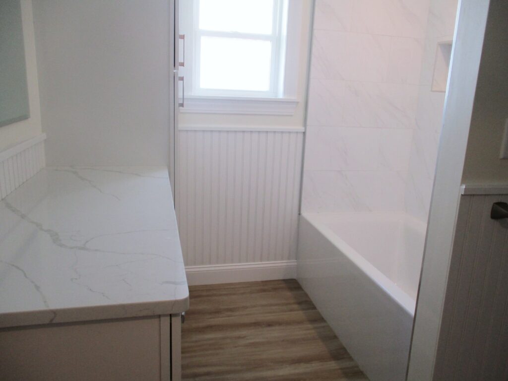 Ocean Blvd – New Bathroom